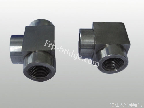 内螺紋彎(wan)通三通接(jie)頭