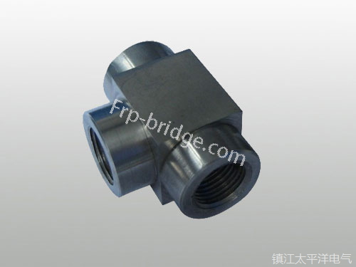 内(nei)螺紋直通(tong)中間接頭(tou)