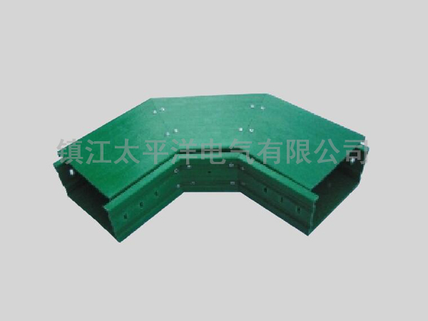 玻璃(li)鋼水(shui)平彎(wan)通