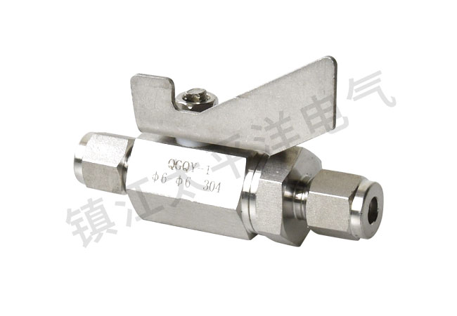 不鏽(xiu)鋼卡(ka)套球(qiu)閥